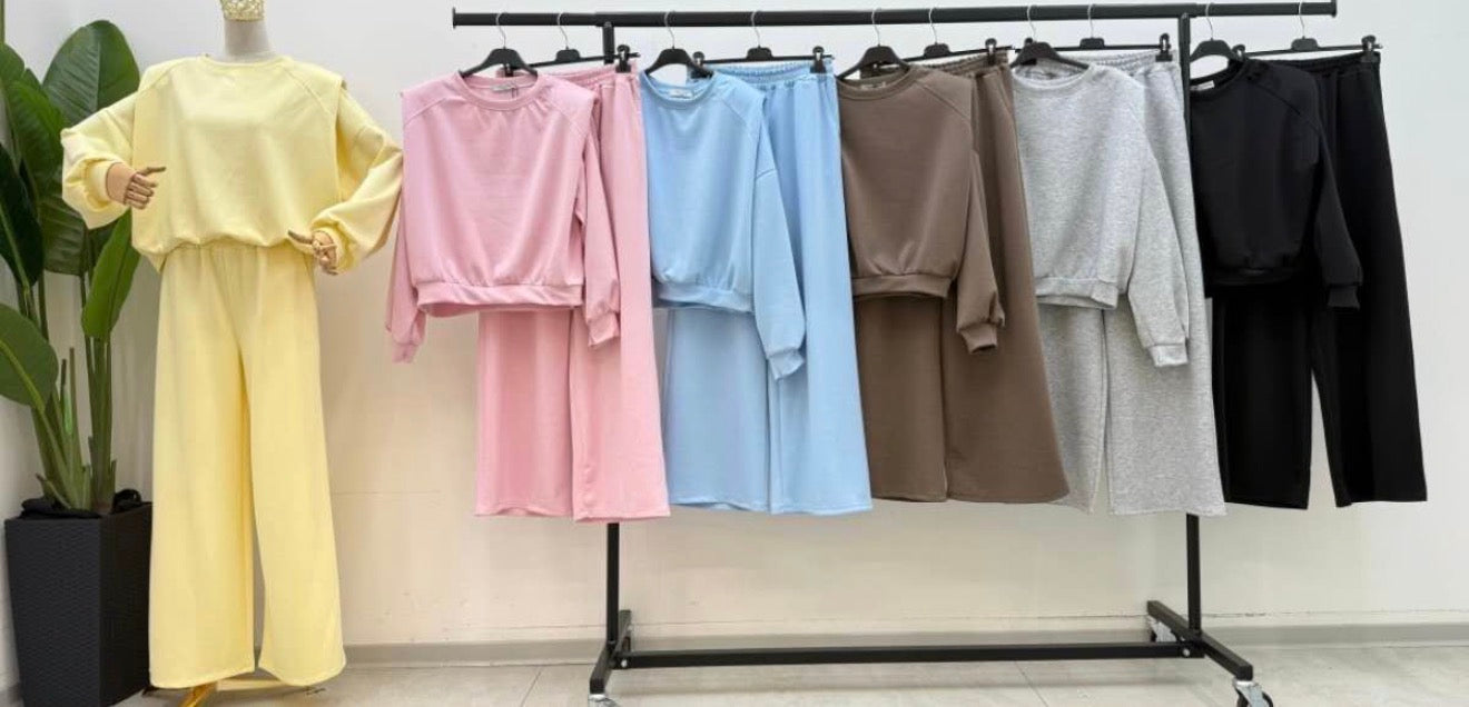 Candy Set Valmont — Conjunto Sudadera Crop & Wide Leg | Dulzura con Actitud