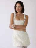 Jennifer Valmont — Vestido Mini Corset con Flores Bordadas | Primavera 2026