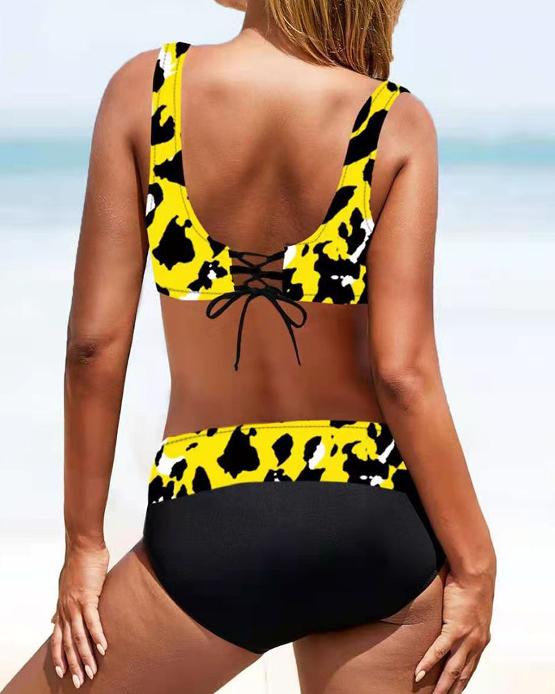 Bikinis Eva Valmont — confianza que brilla bajo el sol | Bikini Colorido Alegre