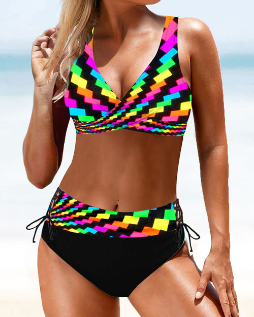 Bikinis Eva Valmont — confianza que brilla bajo el sol | Bikini Colorido Alegre