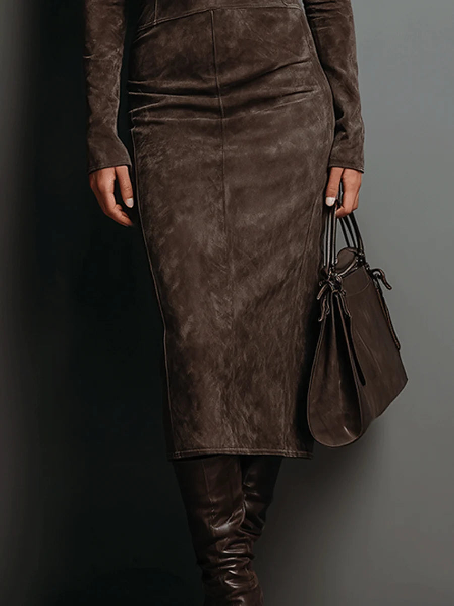 Daim Valmont — Vestido Midi Efecto Ante | Elegancia Atemporal