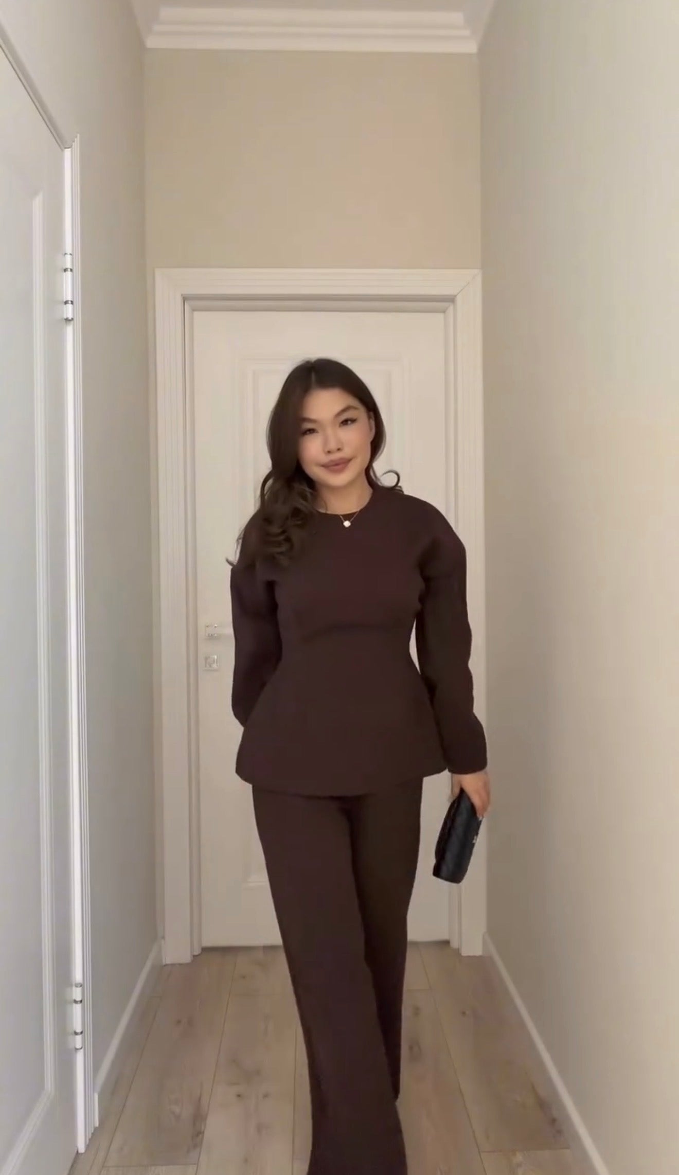 Kiara Zen Valmont — Conjunto Oversize & Wide Leg | Serenidad con Estilo