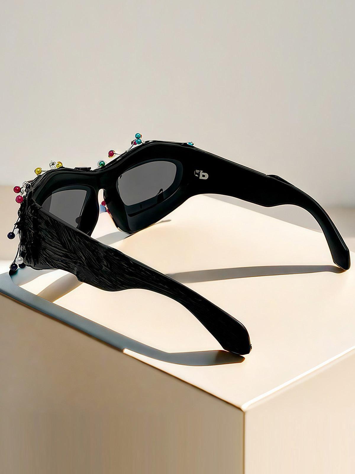 Gafas Beaded Hip-Hop Valmont — Actitud irresistible | Negro