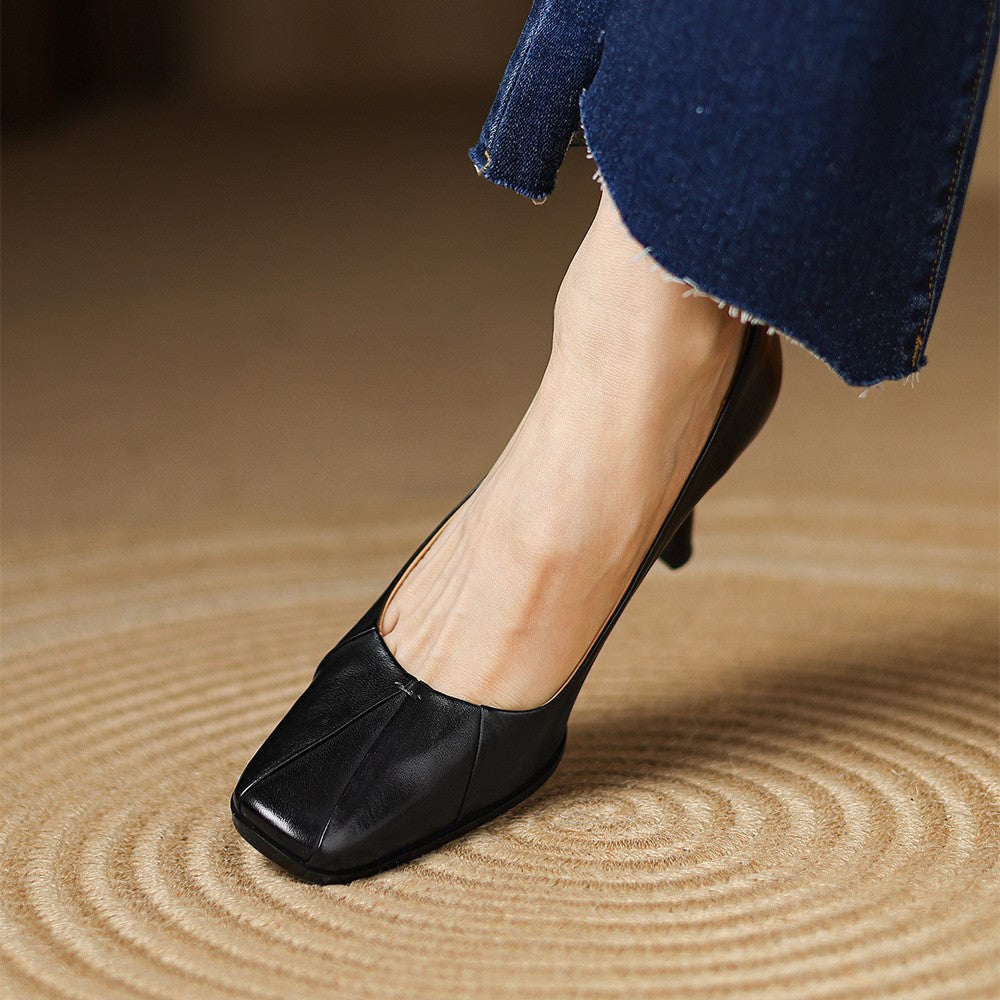 Escarpín  Valmont — Punta Cuadrada Premium | Coñac y Negro