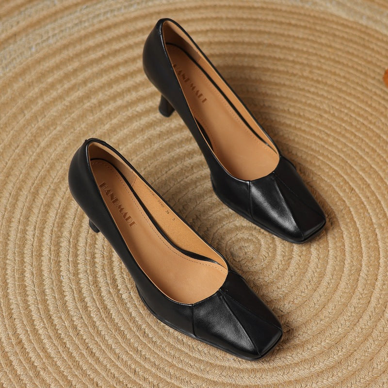 Escarpín  Valmont — Punta Cuadrada Premium | Coñac y Negro