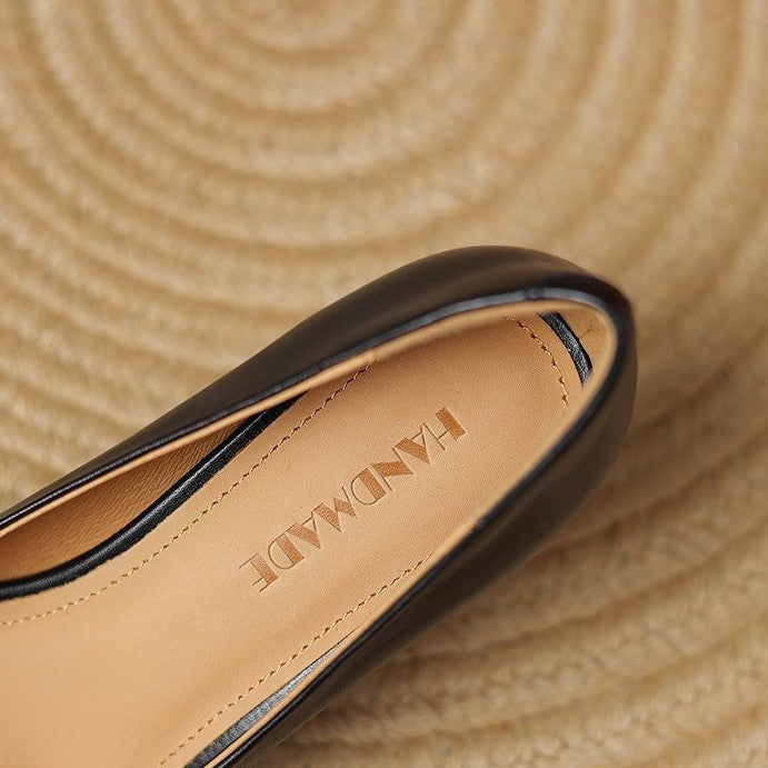 Escarpín  Valmont — Punta Cuadrada Premium | Coñac y Negro