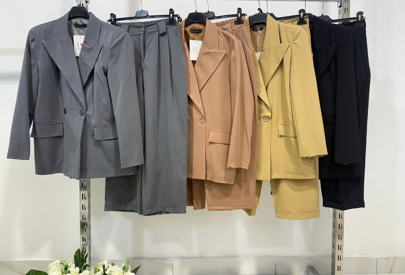 París Noir Valmont — Conjunto Blazer Oversize & Palazzo | La Parisienne