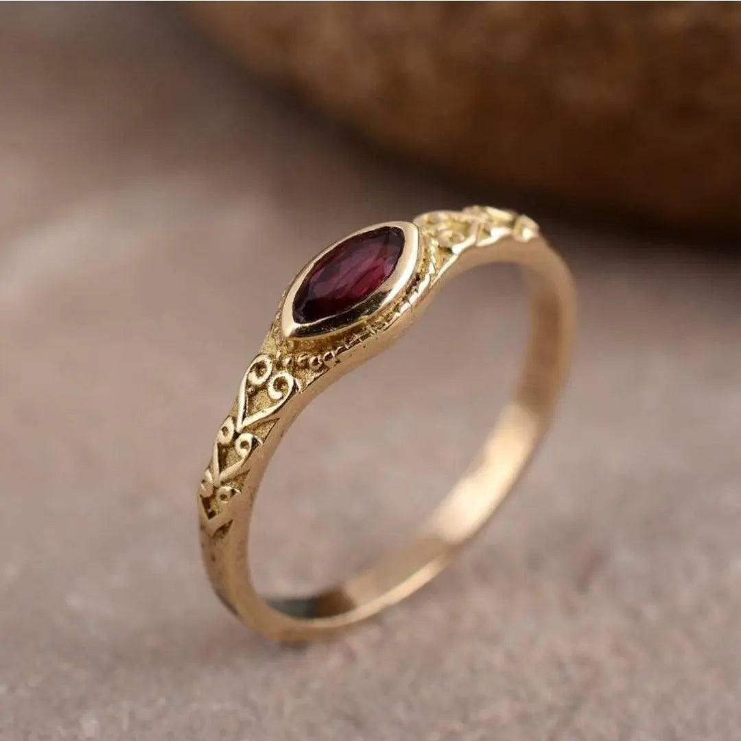 Anillo Vintage Rouge Valmont — Elegancia irresistible | Rojo
