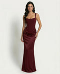 Escultura Valmont — Vestido Rojo | Aura Collection