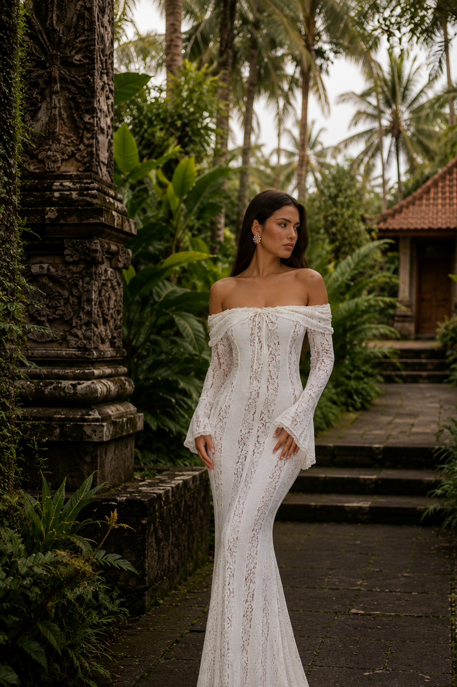 Rosalie Valmont — Vestido Maxi Off-Shoulder de Encaje | Bali