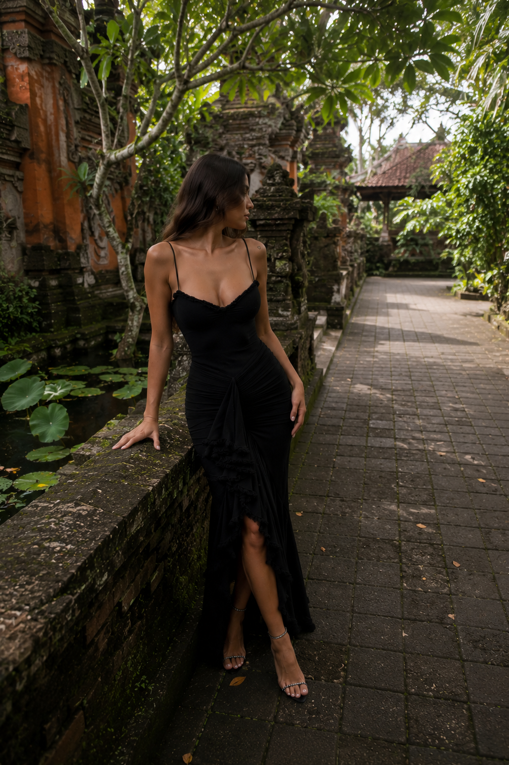 Edith Valmont — Vestido Largo Tirantes Abertura & Volantes | Bali