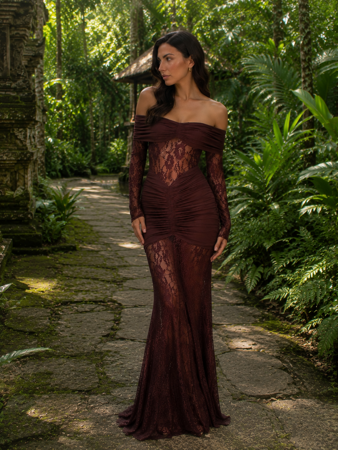 Bruma Valmont — Vestido Maxi Encaje Ruches | Colección Bali