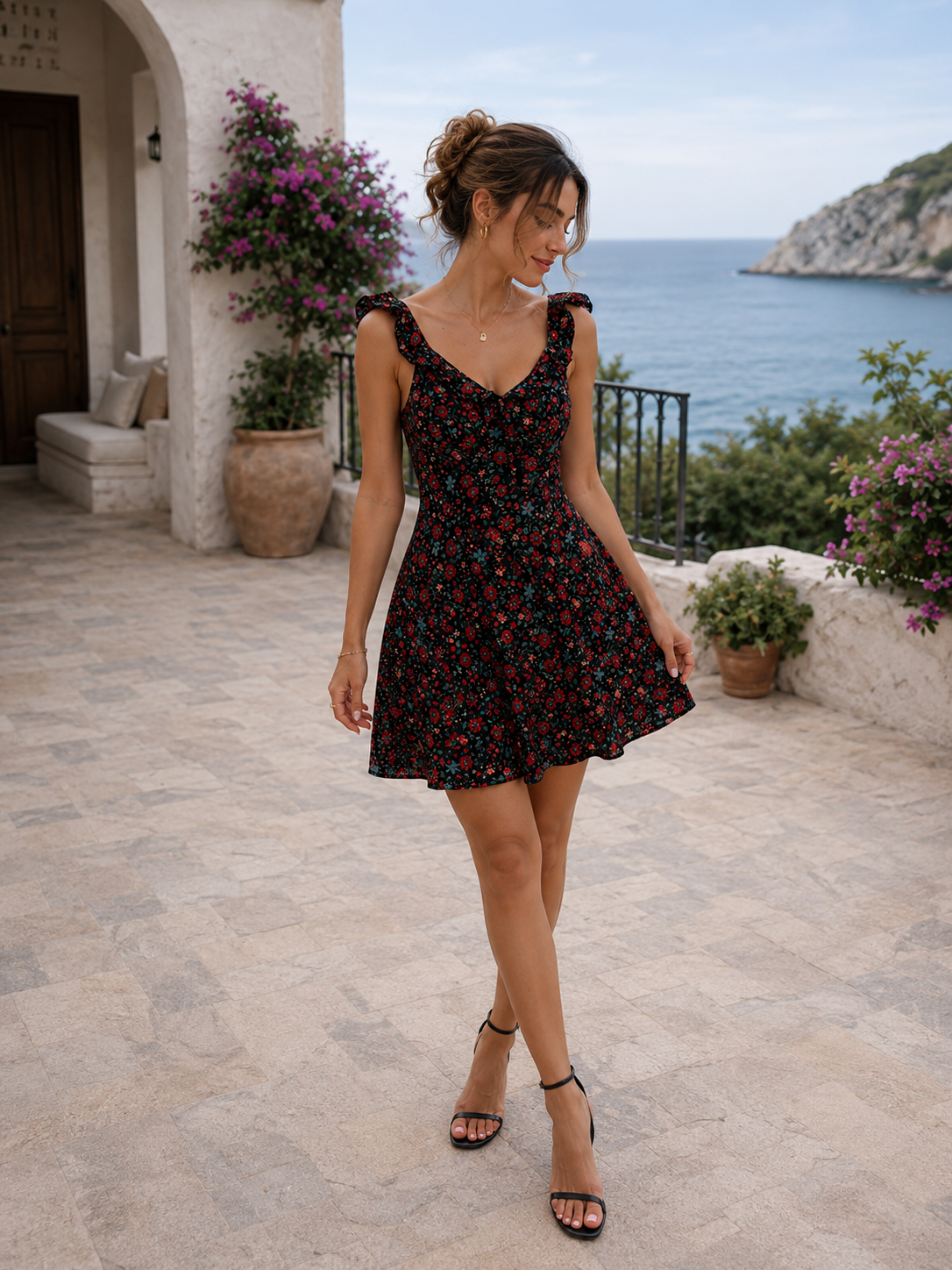 Victoria Valmont — Mini Vestido Floral | Colección Ibiza