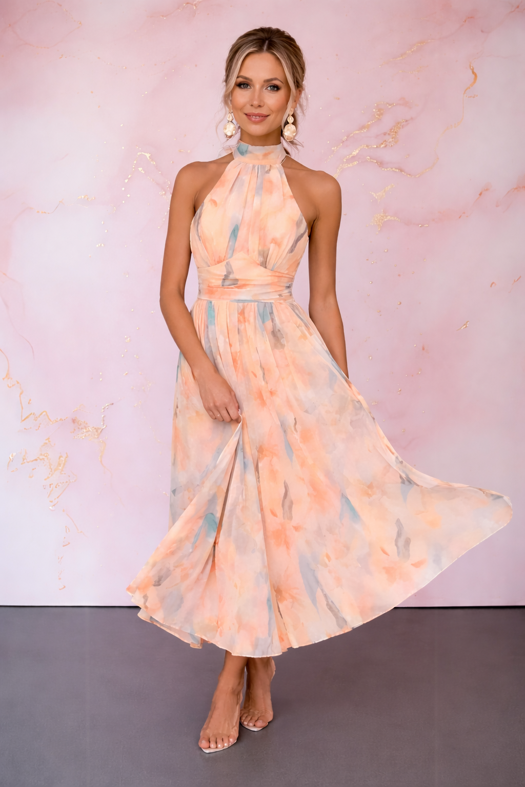 Aurora Valmont — Vestido Halter de Seda Acuarela | Verano 2026