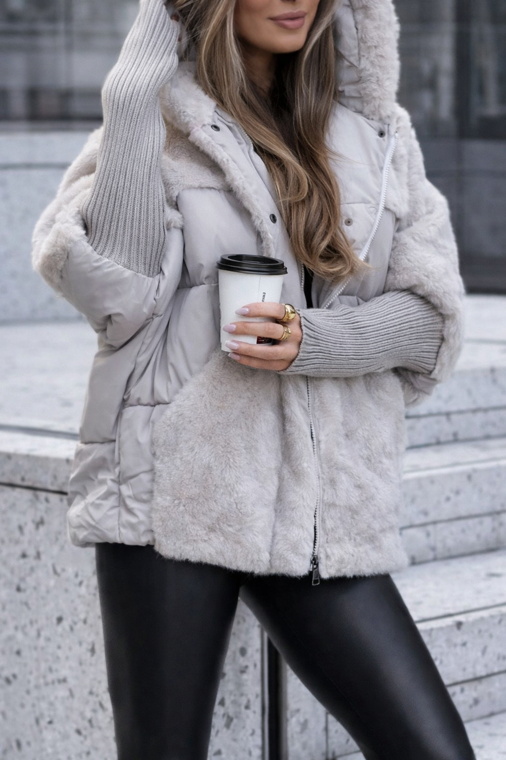Raina Valmont — Chaqueta Acolchada Luxe Velvet | LIQUIDACIÓN 70%