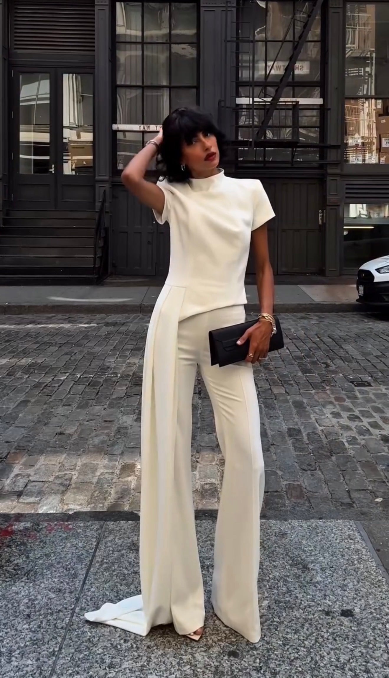 London Asymm Valmont — Conjunto Top Asimétrico & Palazzo | Silueta Minimalista