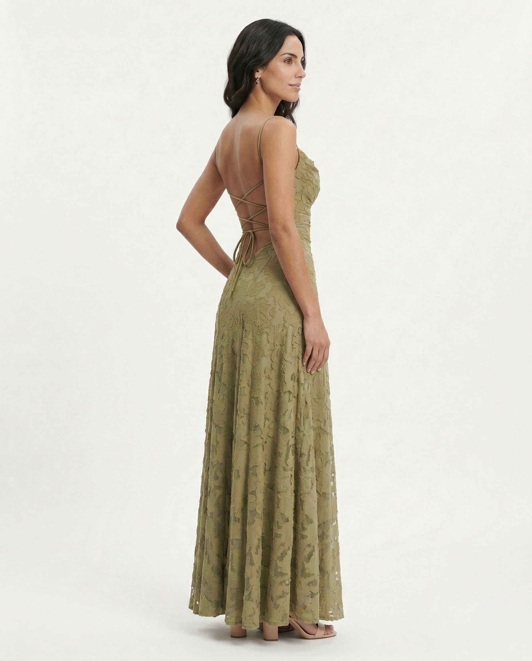 Silvestre Valmont — Vestido Seda Lux | Naturaleza de Lujo 2026