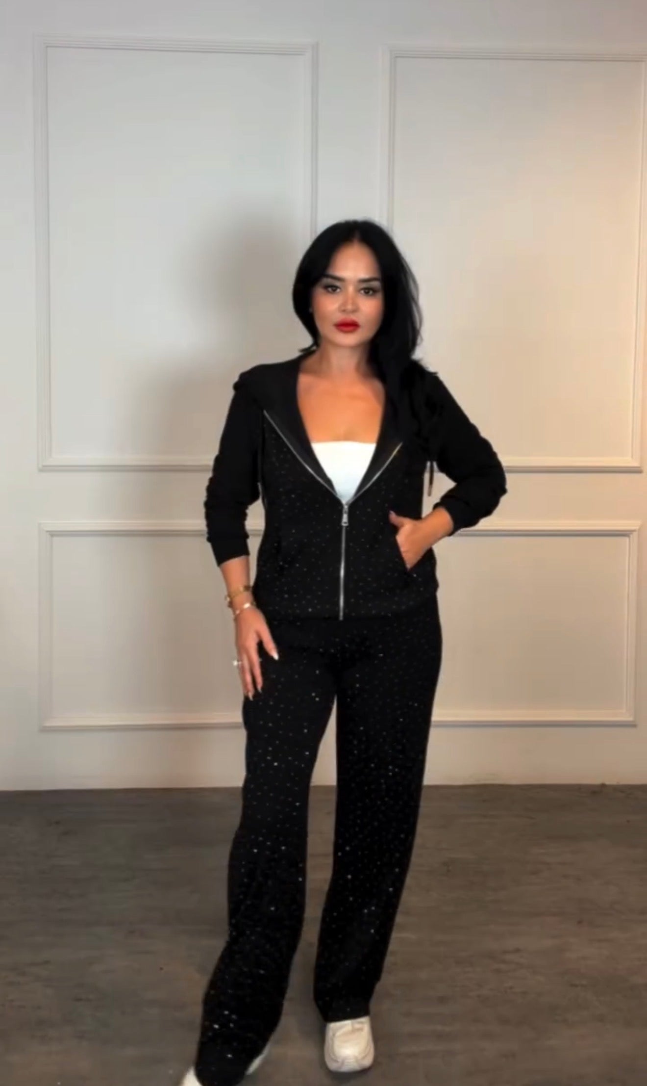 Diamante Set Valmont — Conjunto Sudadera & Pantalón Strass | Lujo Casual