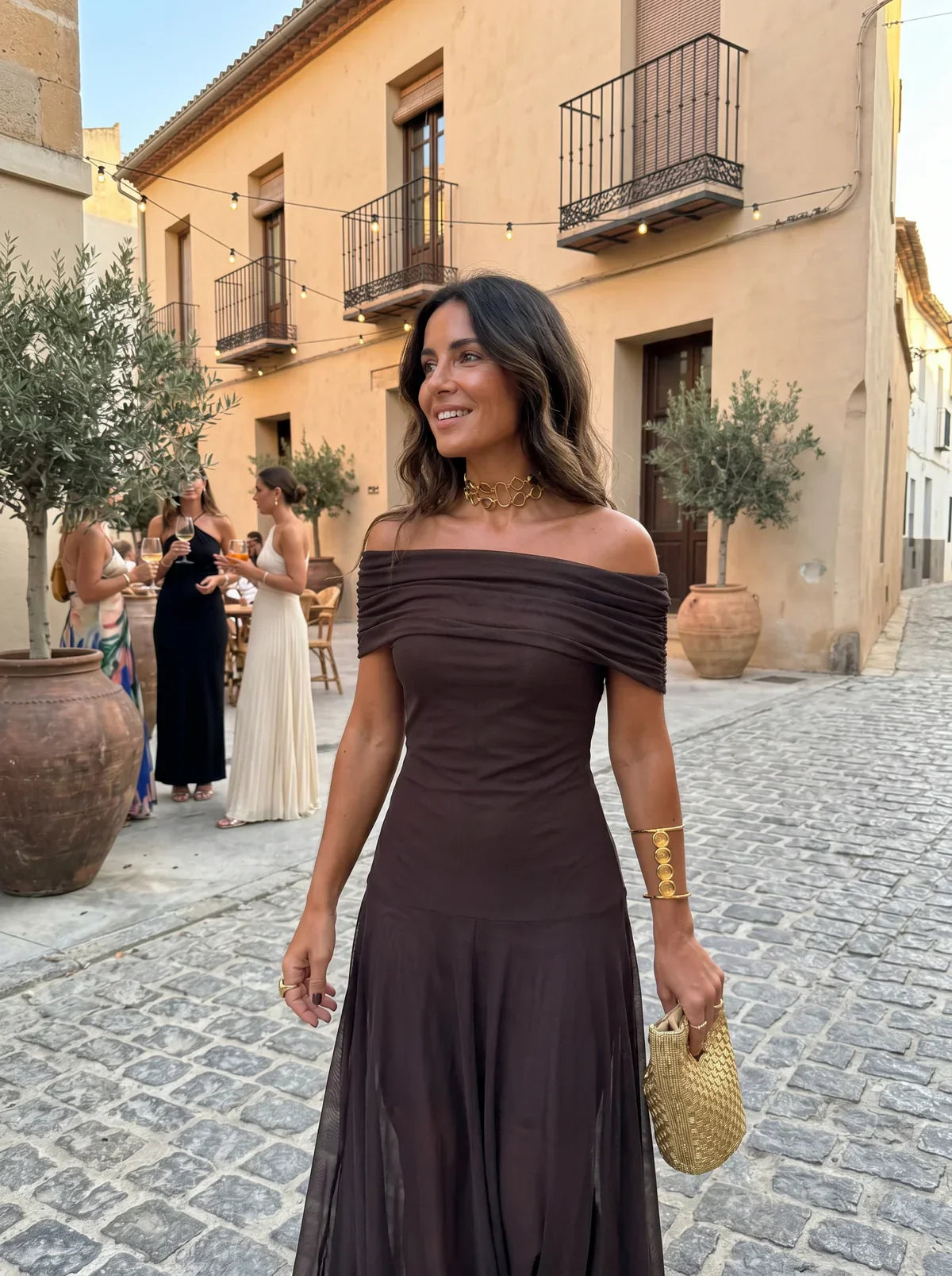 Carla Valmont — Vestido Maxi Elegante & Sencillo | Marbella 2026