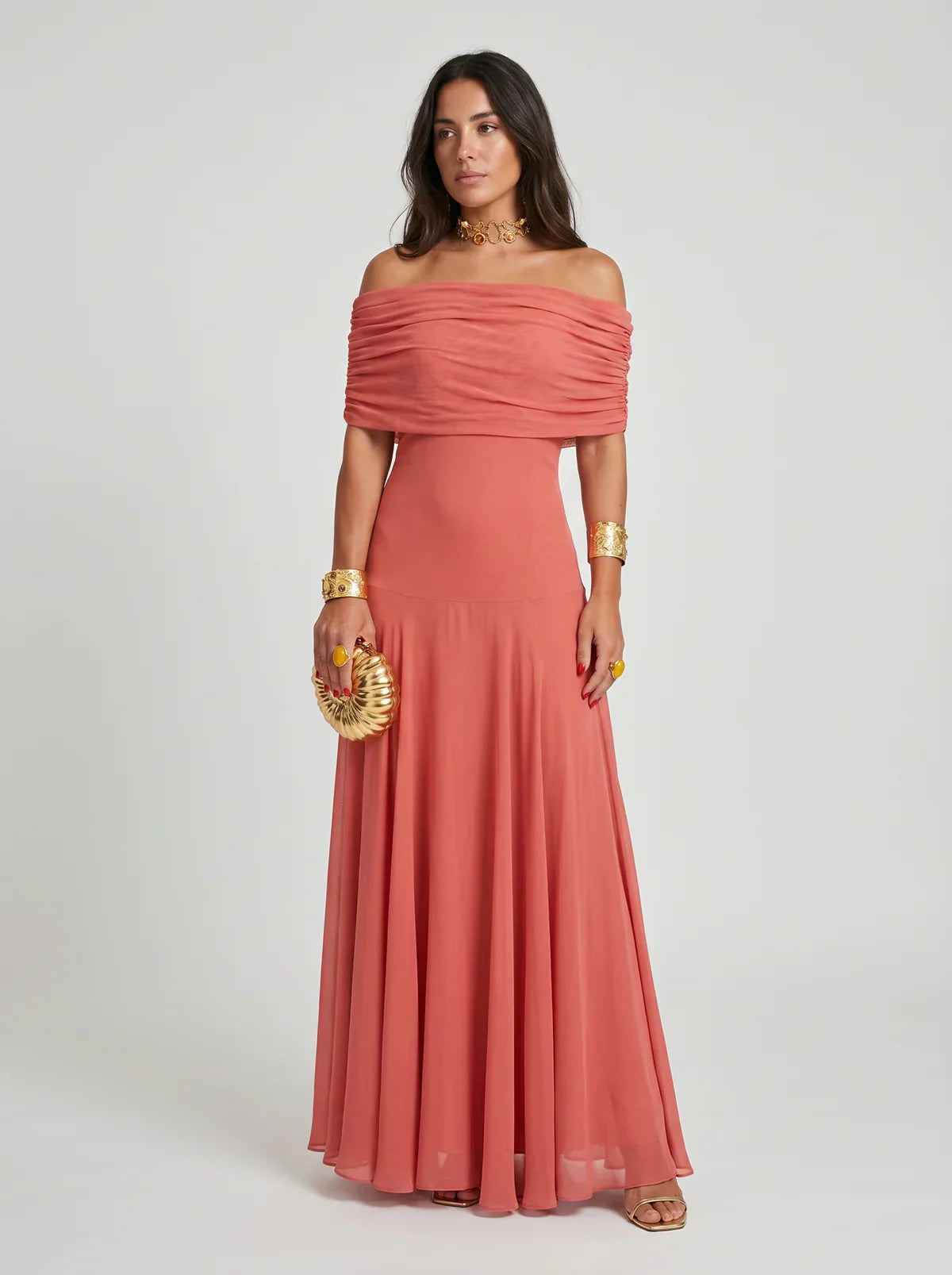 Carla Valmont — Vestido Maxi Elegante & Sencillo | Marbella 2026