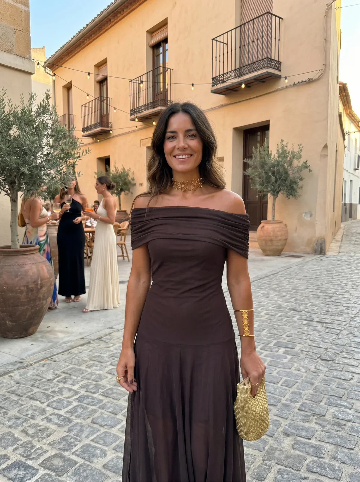 Carla Valmont — Vestido Maxi Elegante & Sencillo | Marbella 2026