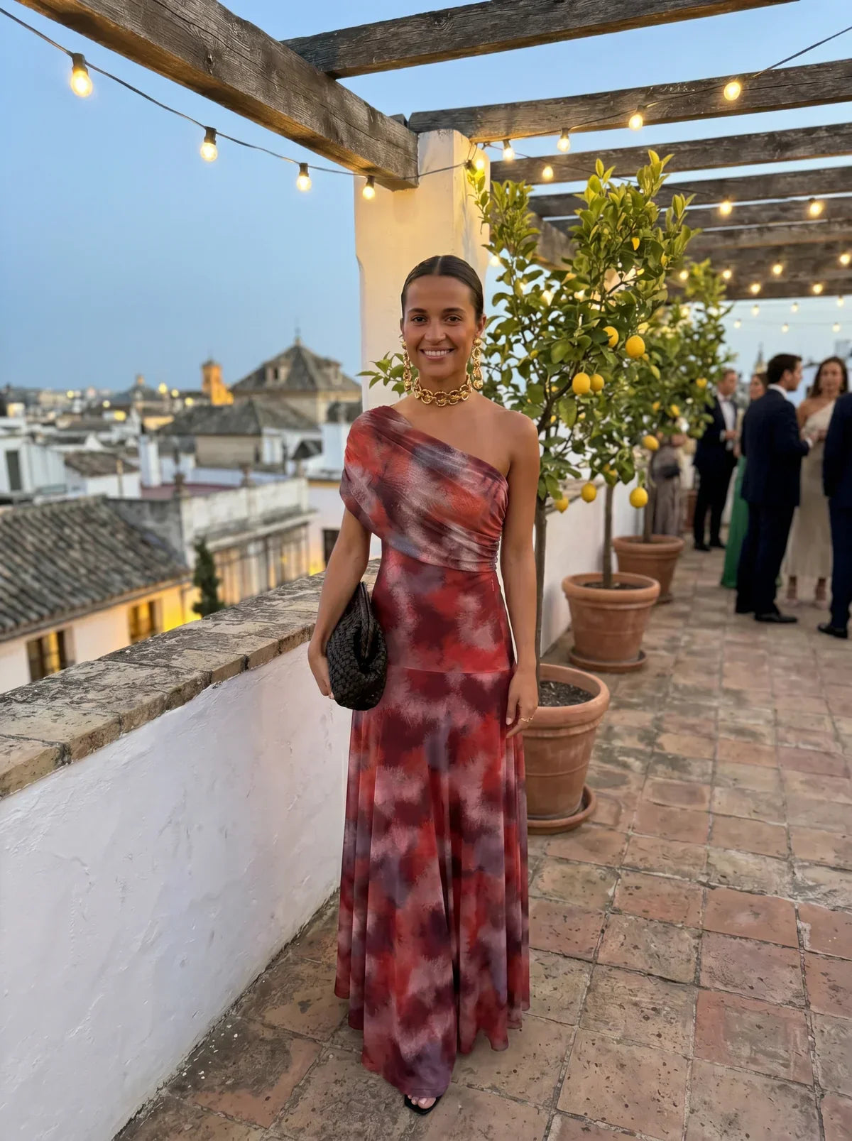 Carla Valmont — Vestido Maxi Elegante & Sencillo | Marbella 2026