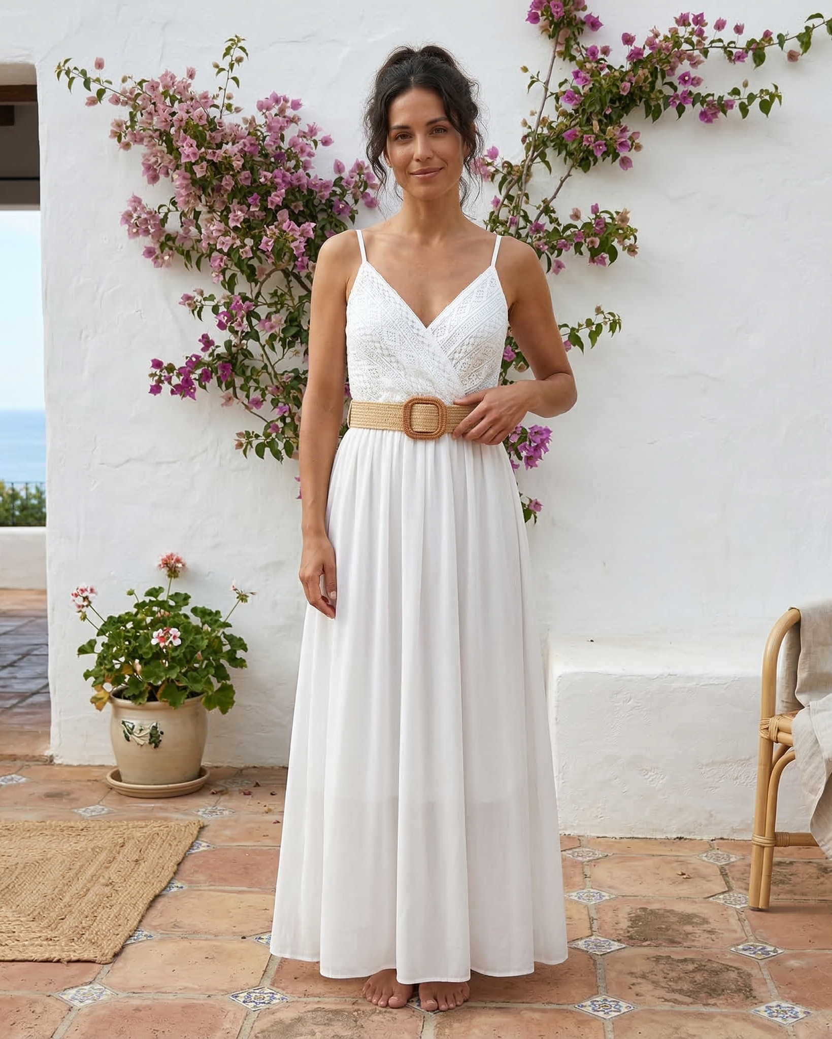 Elena Valmont — Vestido Largo Liso Pecho Encaje | Marbella 2026