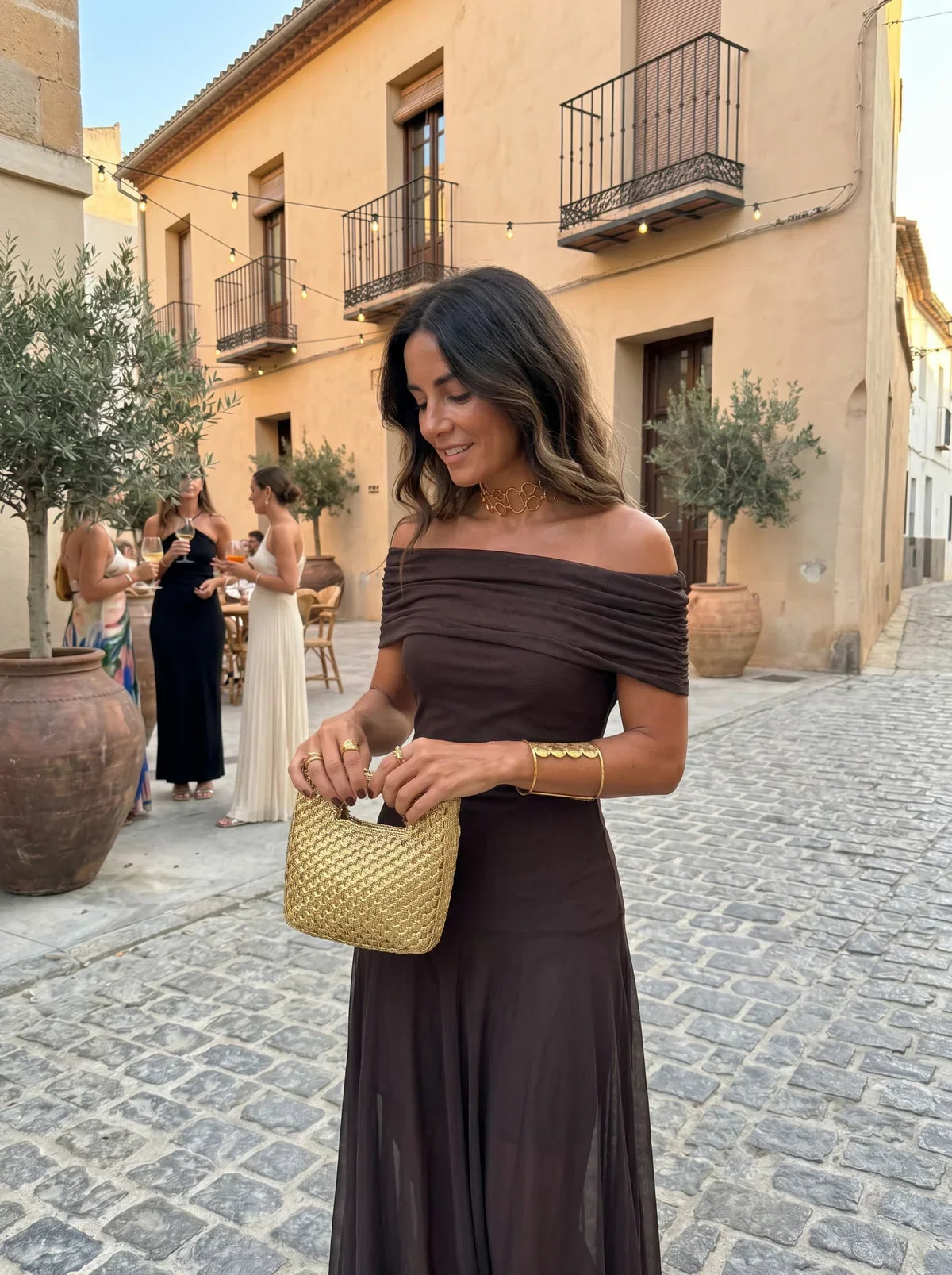 Carla Valmont — Vestido Maxi Elegante & Sencillo | Marbella 2026