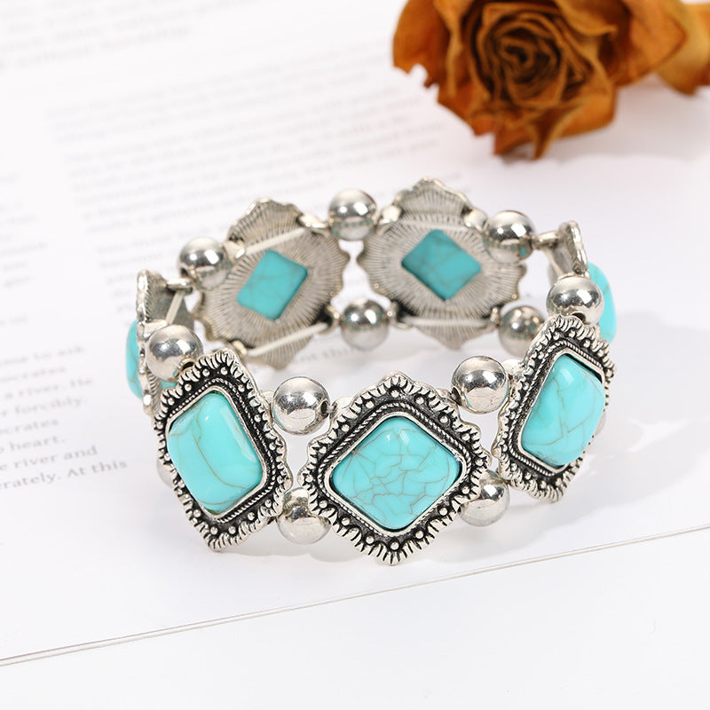 Pulsera Nomade Concho Valmont — Elegancia irresistible | Blanco
