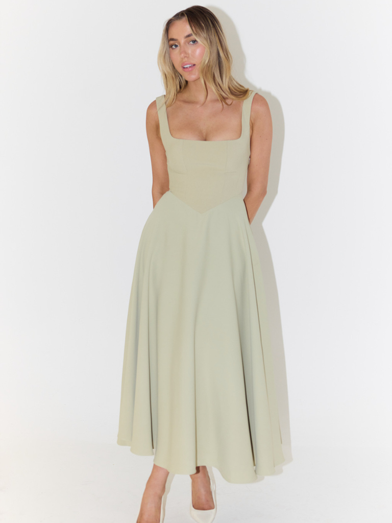 Melisa Grace Valmont — Vestido Grace | Elegancia Discreta