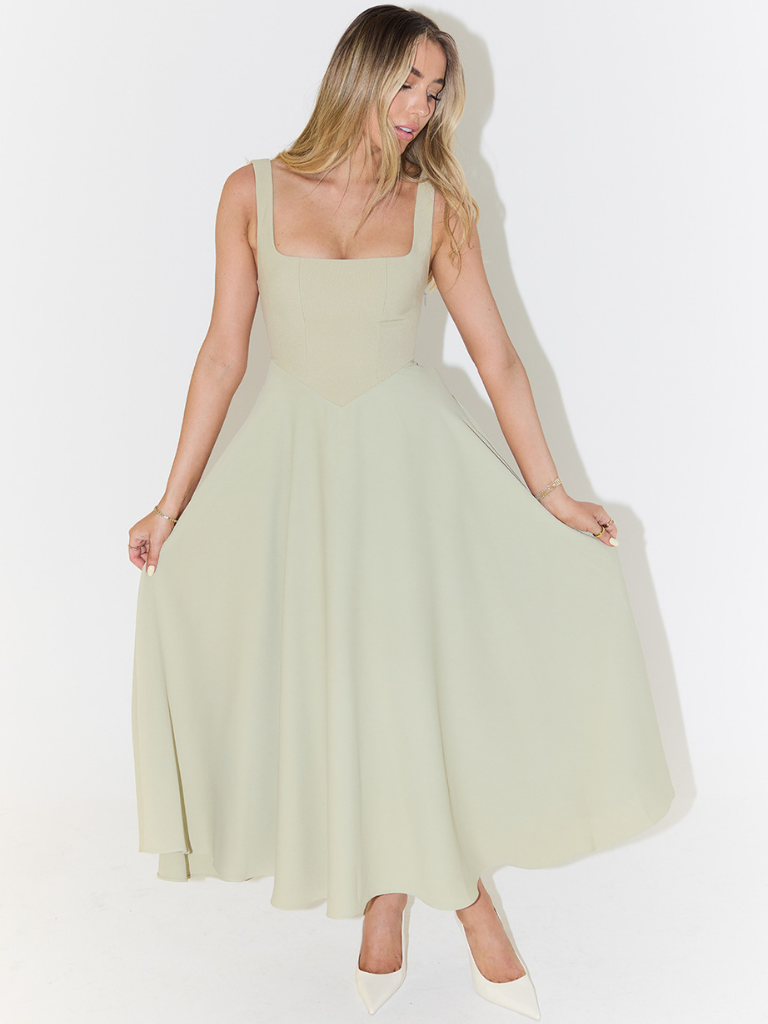 Melisa Grace Valmont — Vestido Grace | Elegancia Discreta
