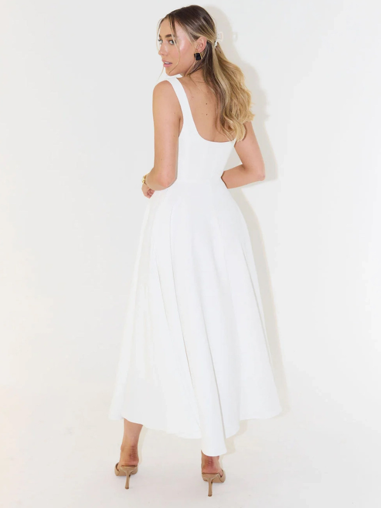 Melisa Grace Valmont — Vestido Grace | Elegancia Discreta