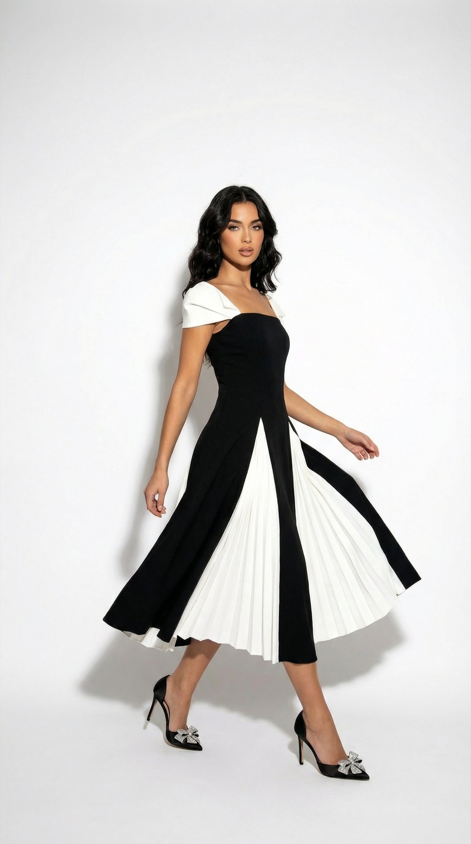 Divina Bicolor Valmont — Vestido Midi Bicolor Falda Plisada & Manga Globo | Drama