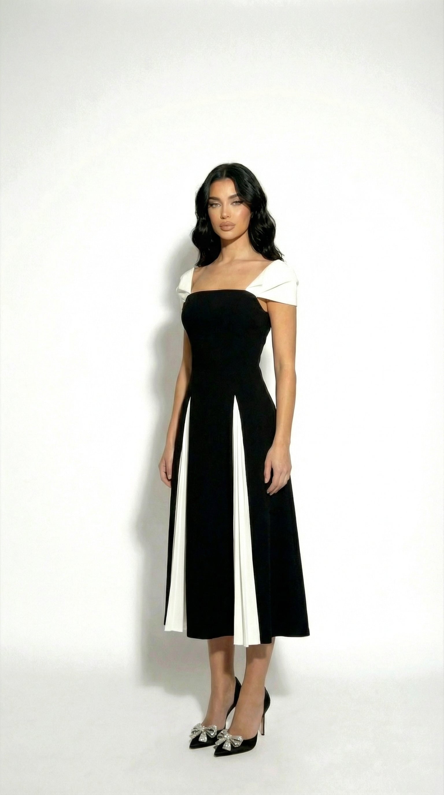 Divina Bicolor Valmont — Vestido Midi Bicolor Falda Plisada & Manga Globo | Drama