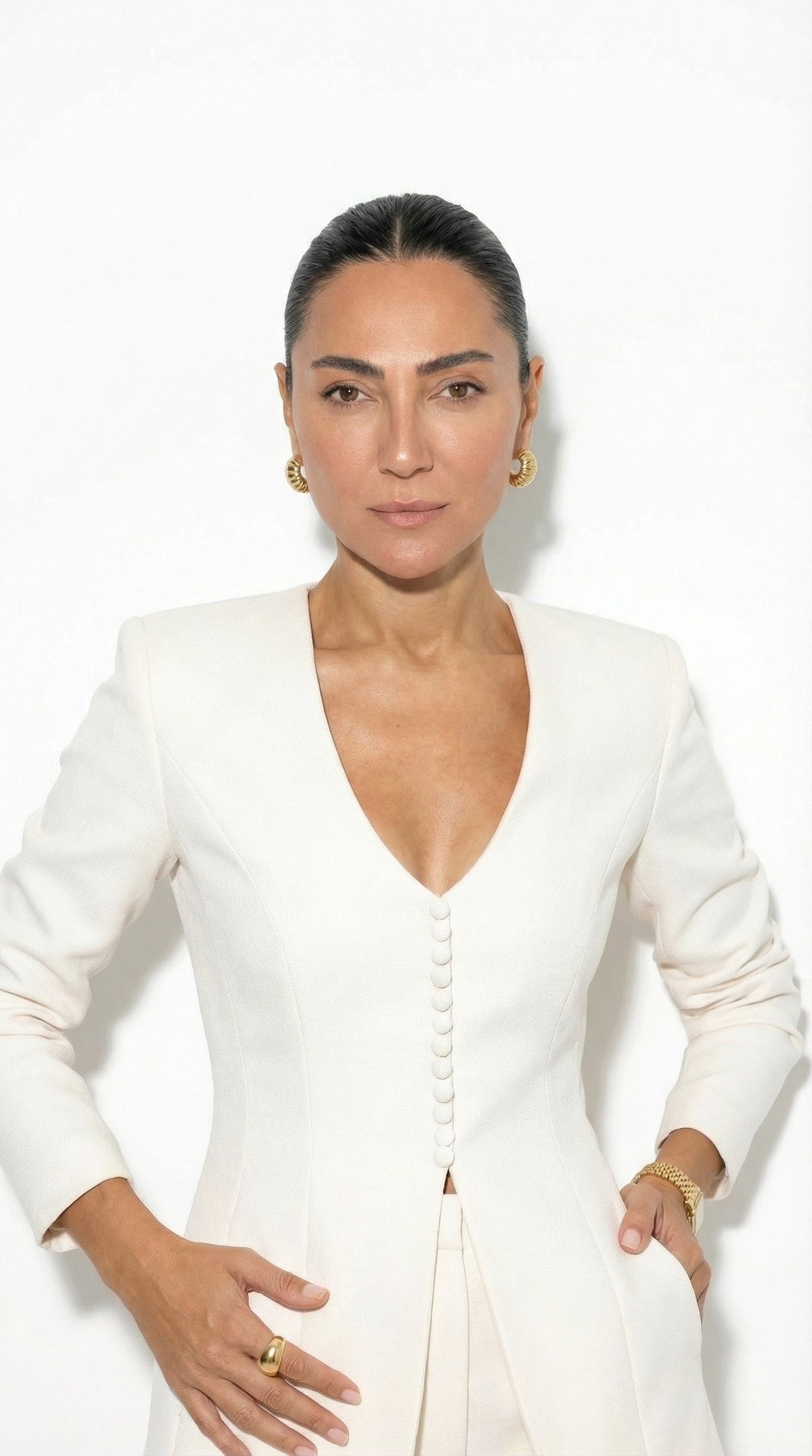 Madame Valmont — Traje Sastre Blanco | Poder Femenino Absoluto