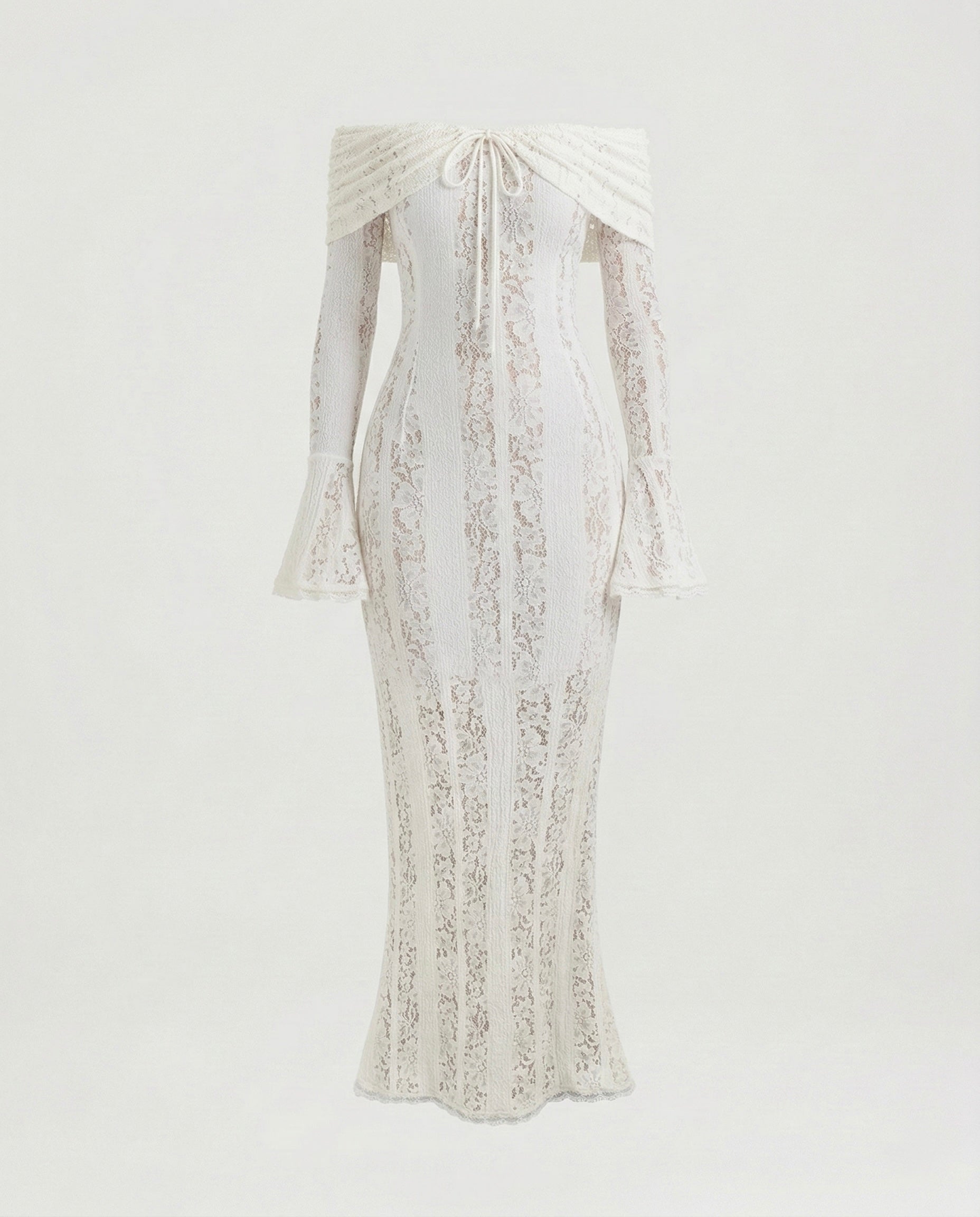 Bruma Valmont — Vestido de Encaje Etéreo | Aura Collection