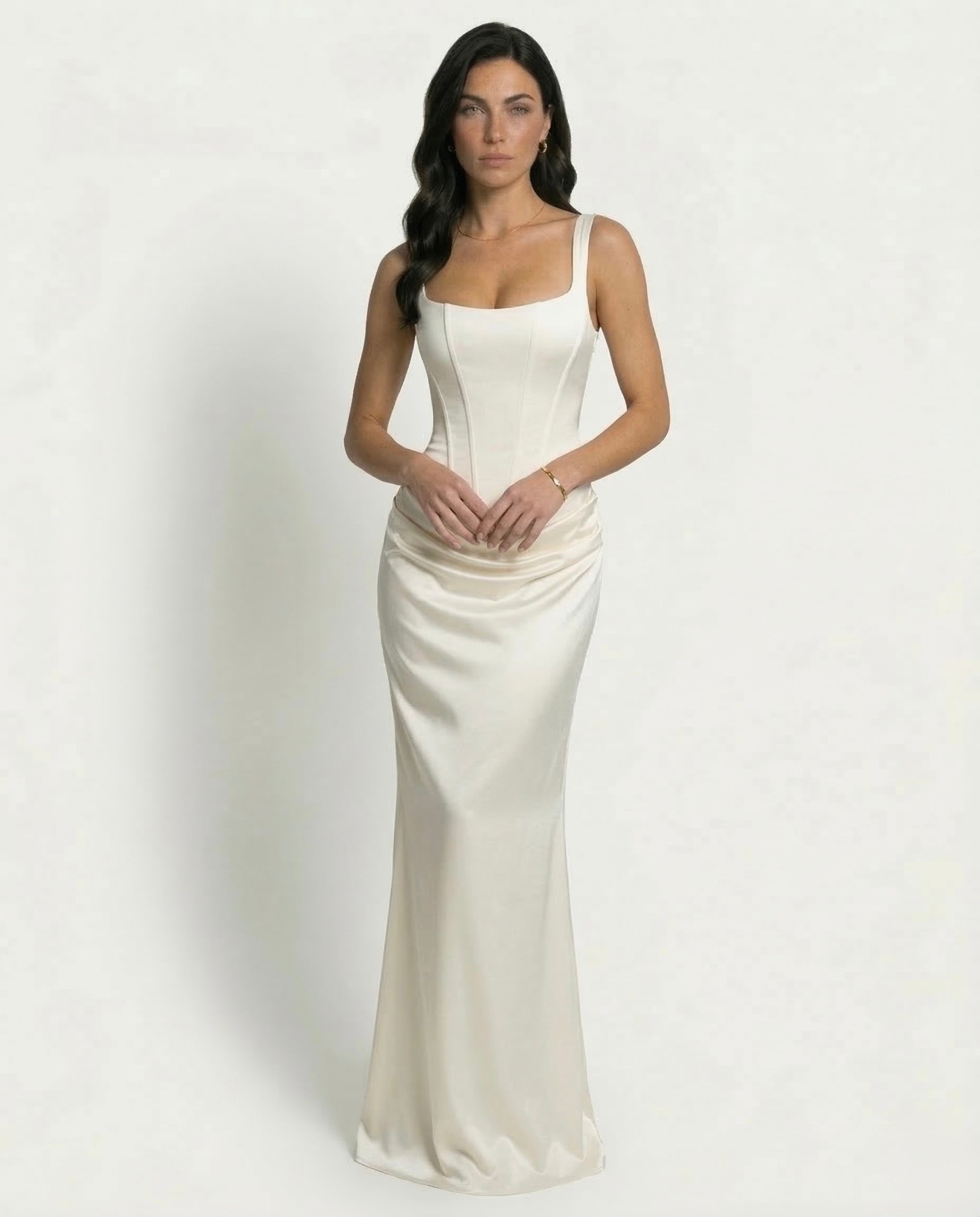 Escultura Valmont — Vestido Rojo | Aura Collection