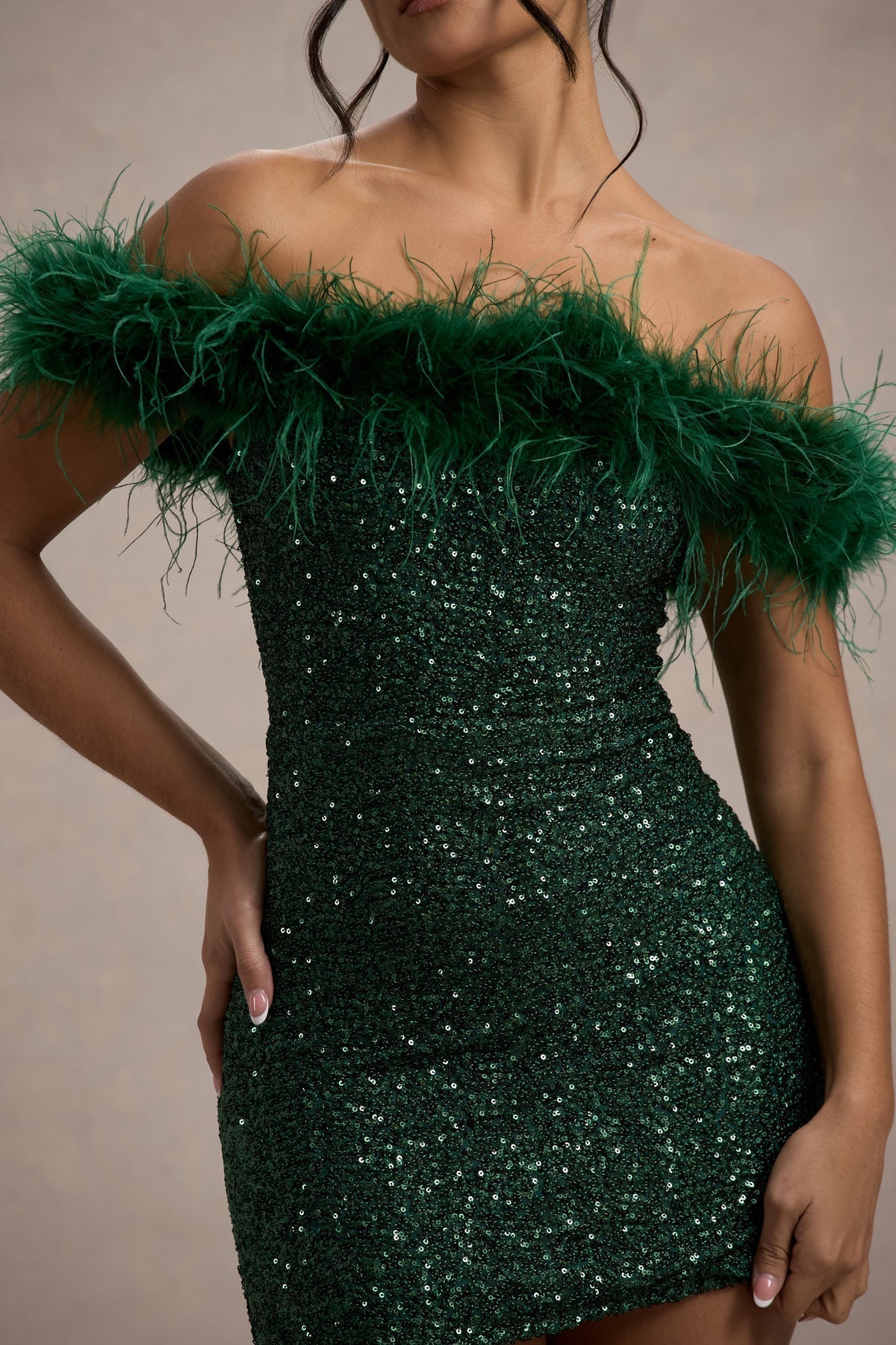 Vestido de Fiesta Plumes Valmont — Elegancia irresistible | Dorado