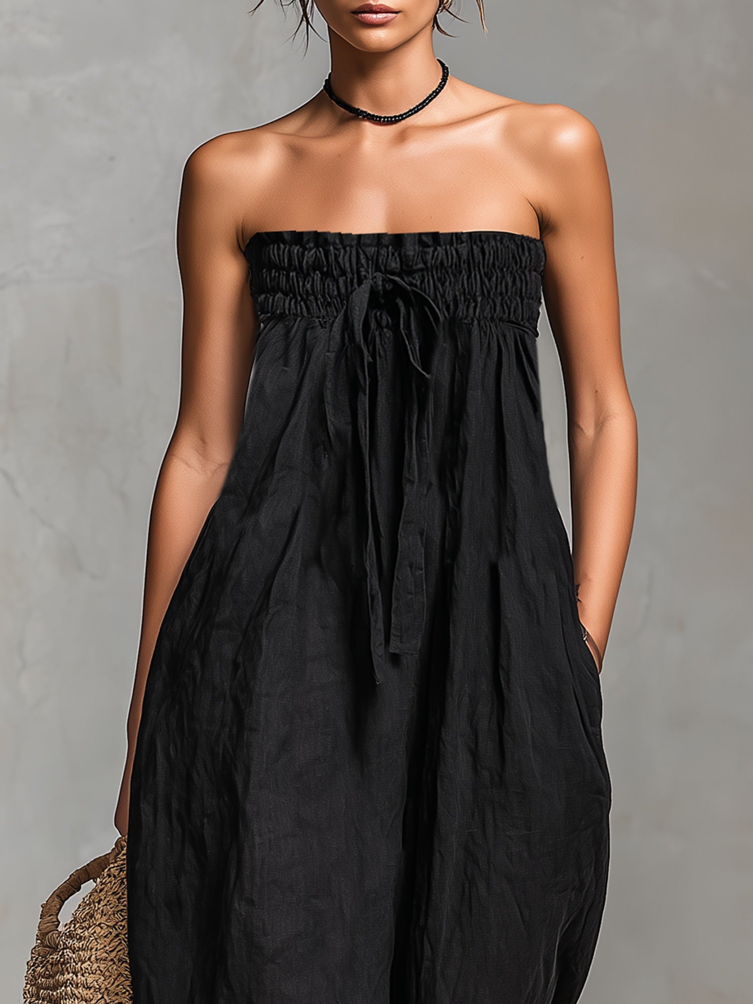 Mono Nina Valmont — Elegancia irresistible | Verde
