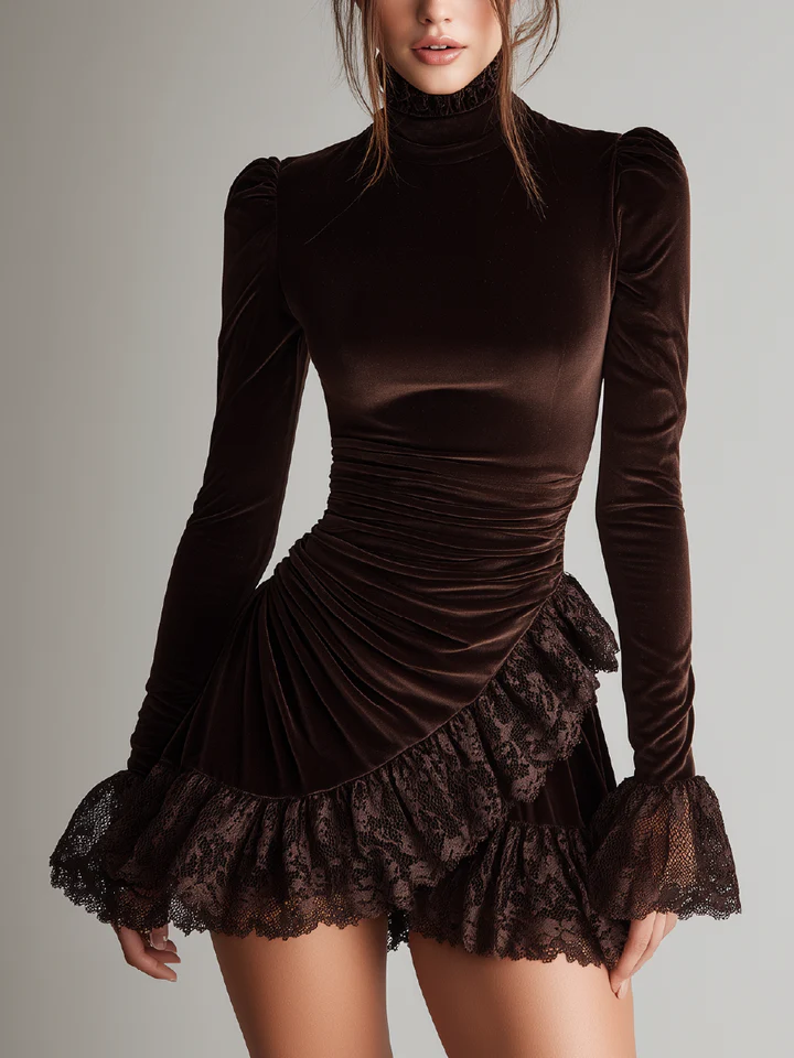 Madeleine Valmont — Vestido Corto Terciopelo con Detalles Encaje | Femme