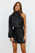 Vestido Lumière Valmont mini hombros noche
