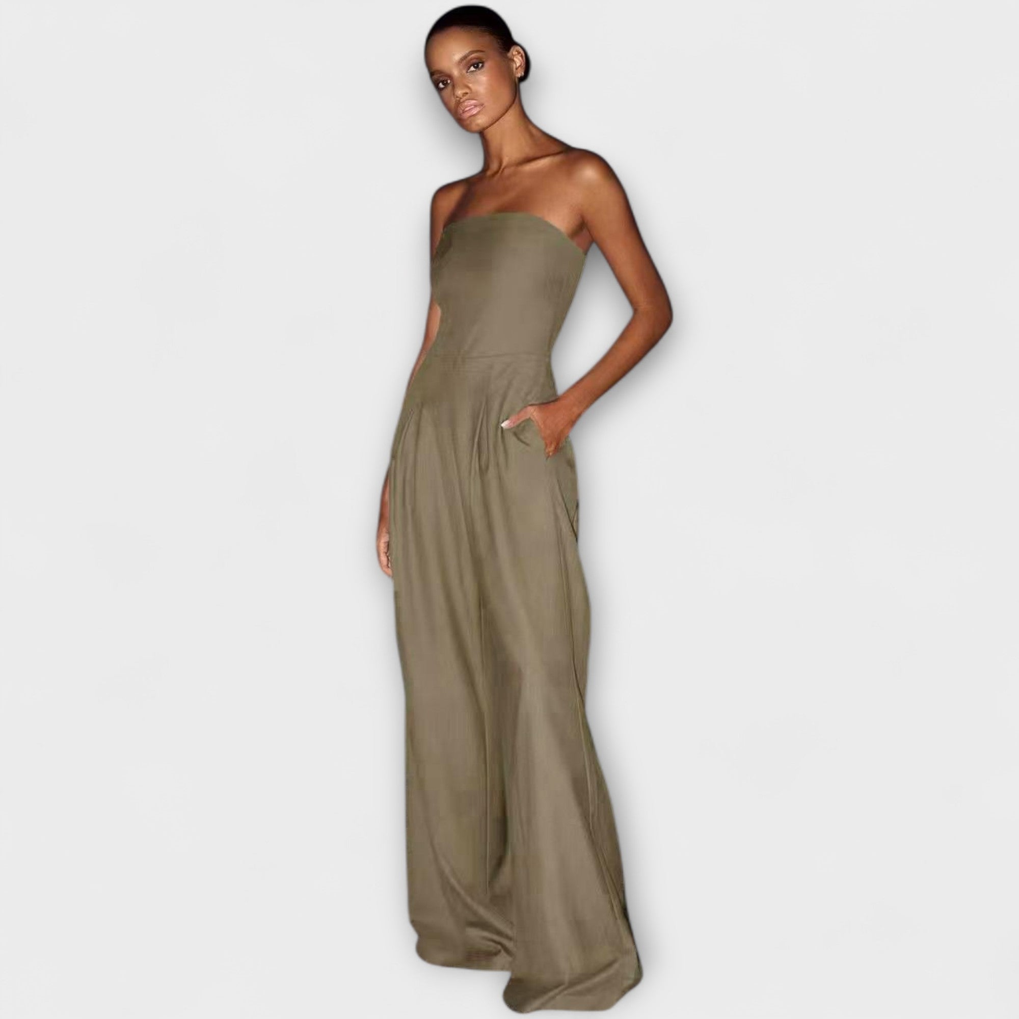 Mono Kiora Valmont — Elegancia irresistible | Elegante