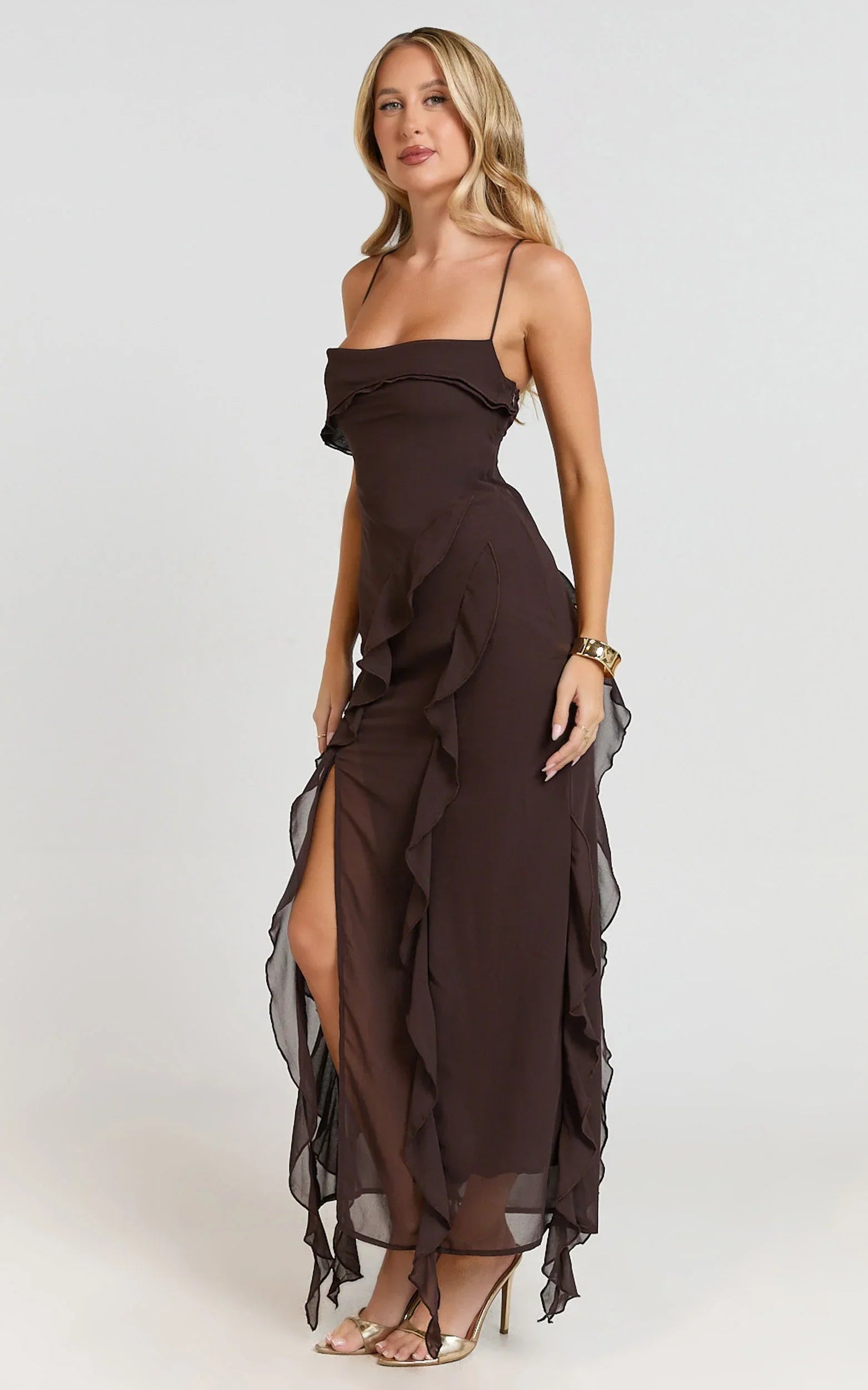 Felisa Valmont — Vestido Maxi Dobladillo con Volantes | Romanticismo Elegante