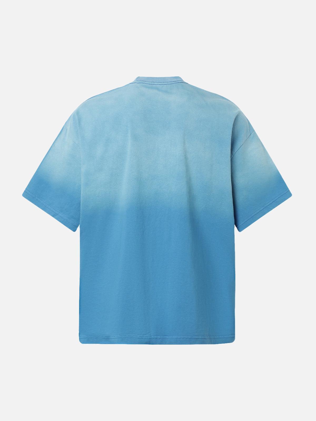 Camiseta Gradient Letter Valmont — Distinción urbana irresistible | Degradado