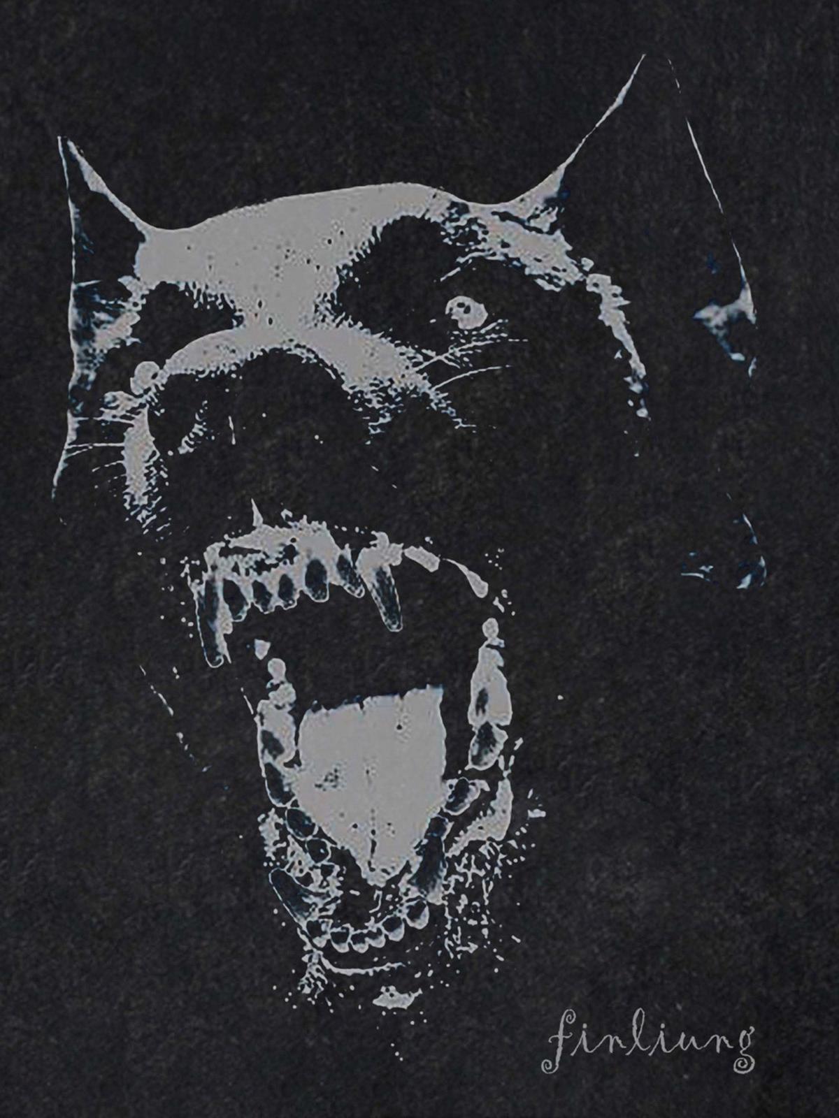 Camiseta Doberman Washed Valmont — Distinción urbana irresistible | Vintage Wash