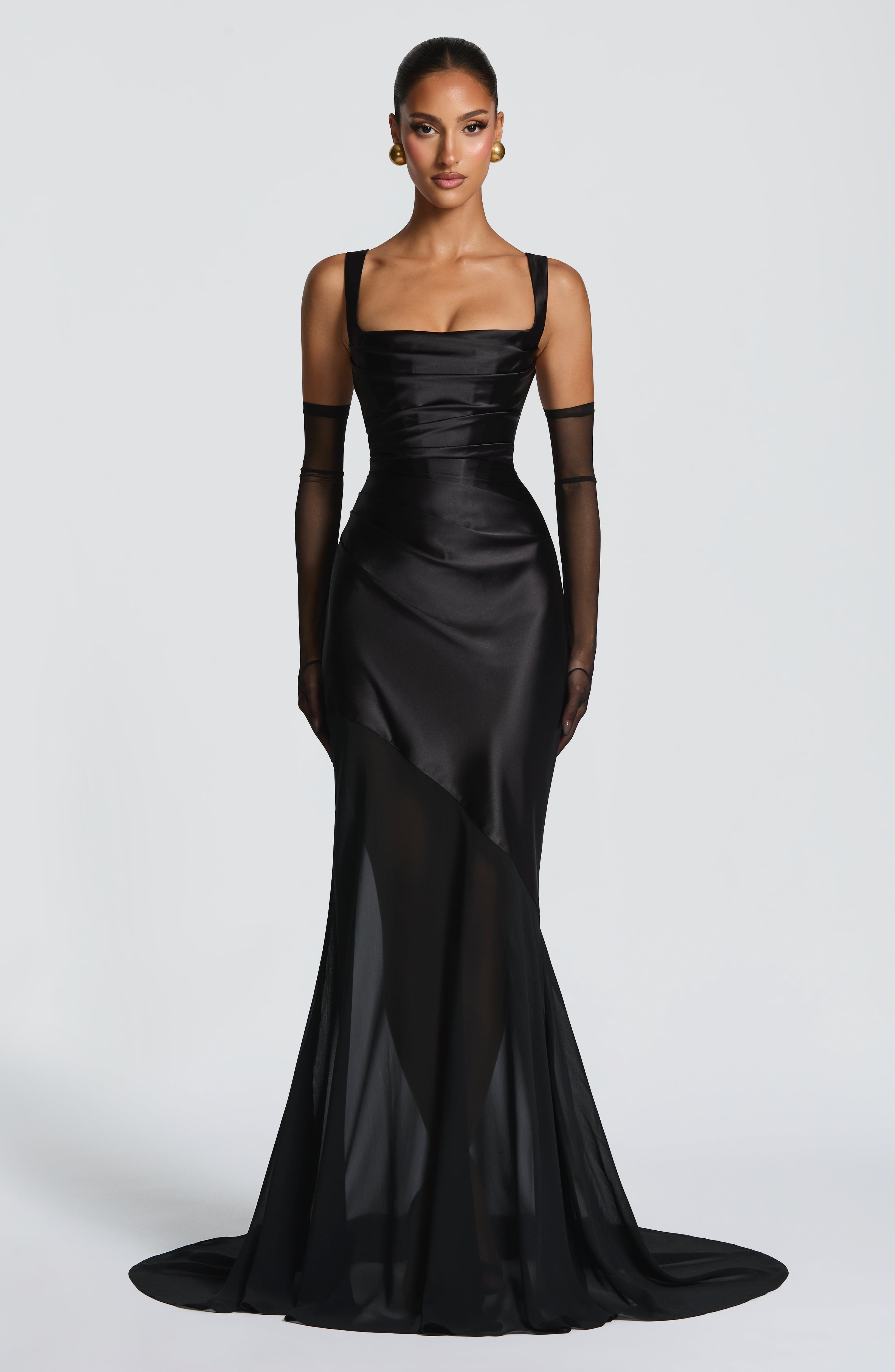 Eliza Valmont — Vestido Negro | Edición Limitada Exclusiva