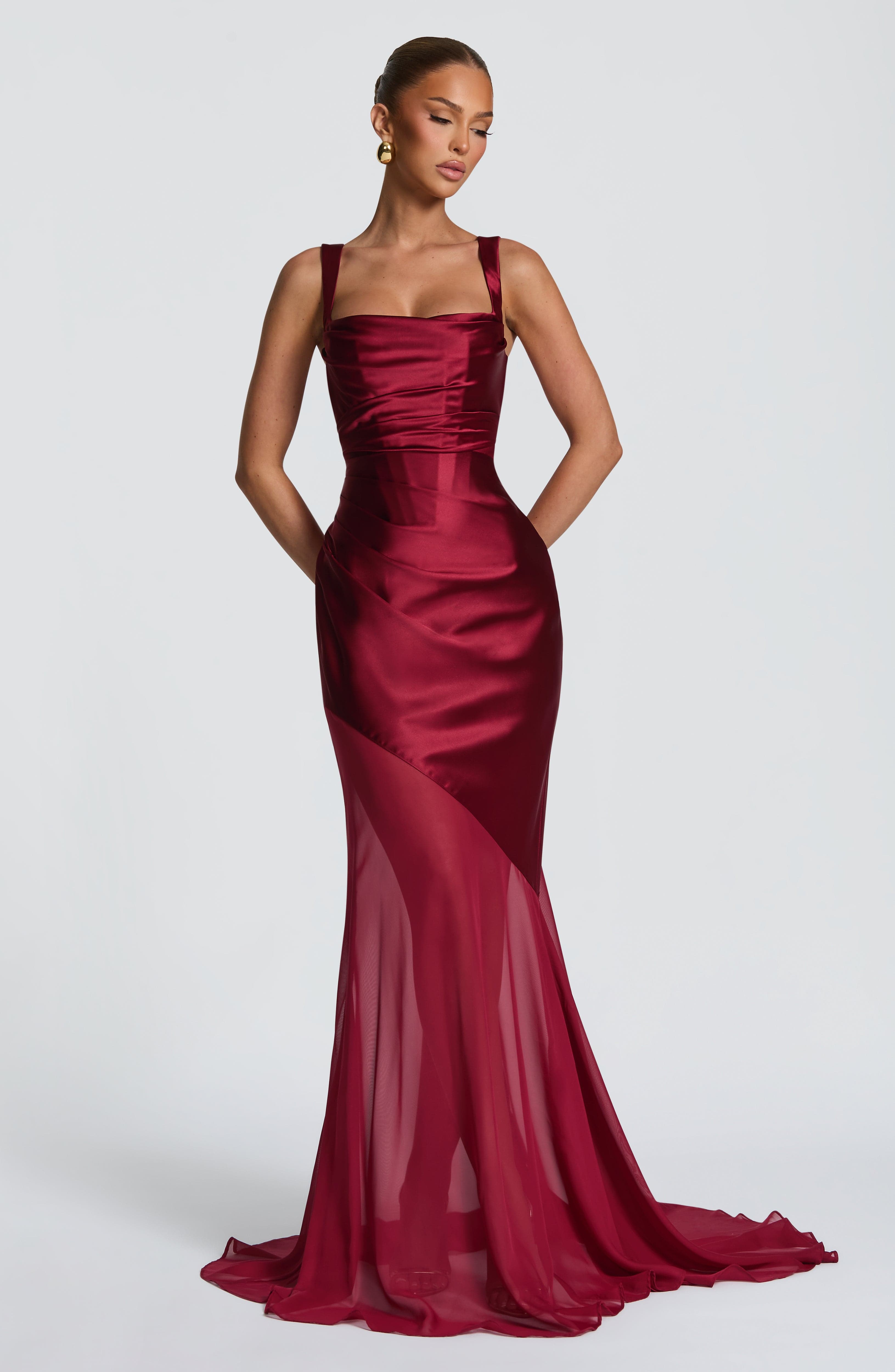 Eliza Valmont — Vestido Borgoña | Edición Limitada Exclusiva