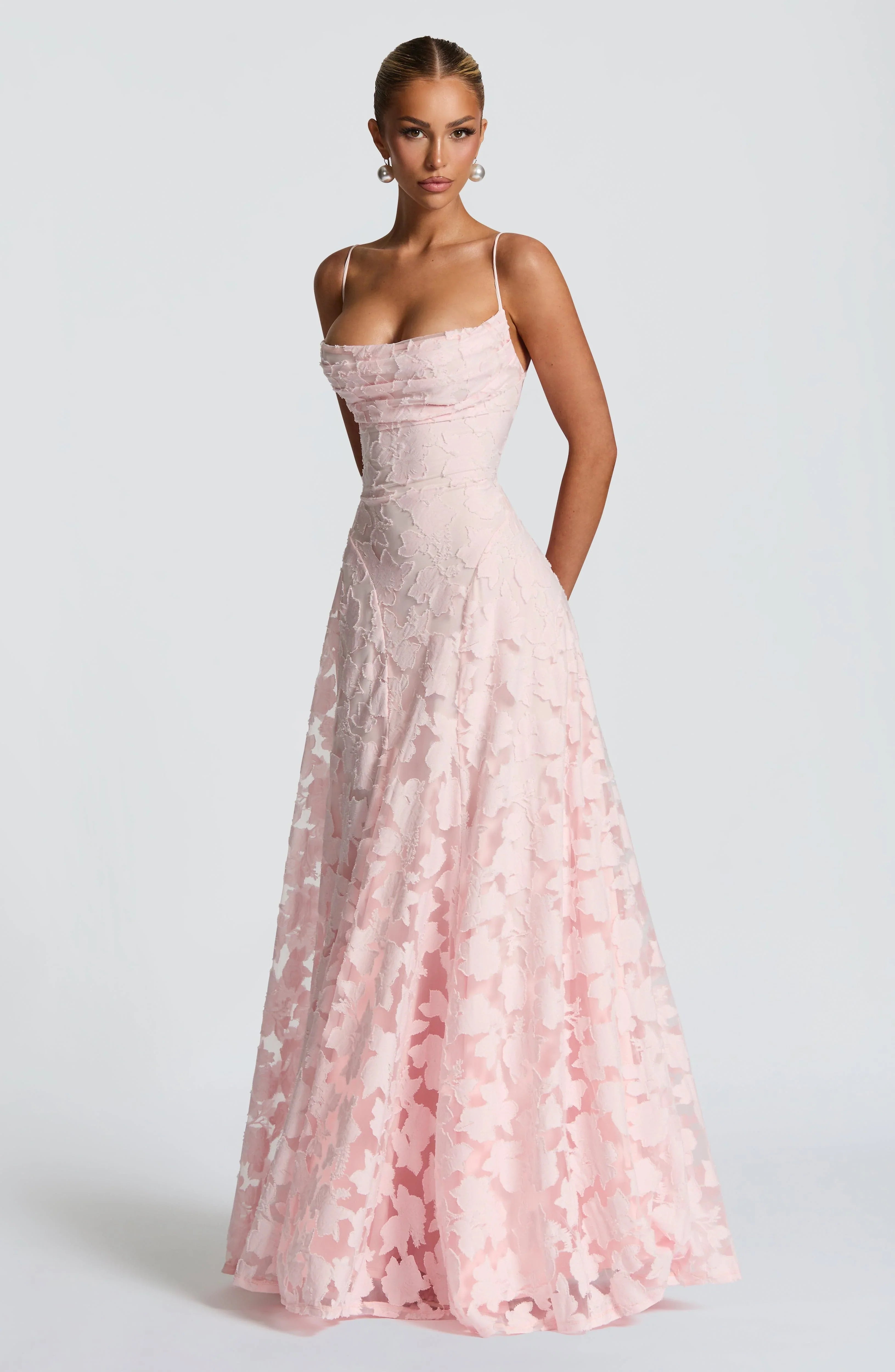Vestido Louise Valmont — Maxi Drapeado | Burdeos, Blanco, Verde y Rosa