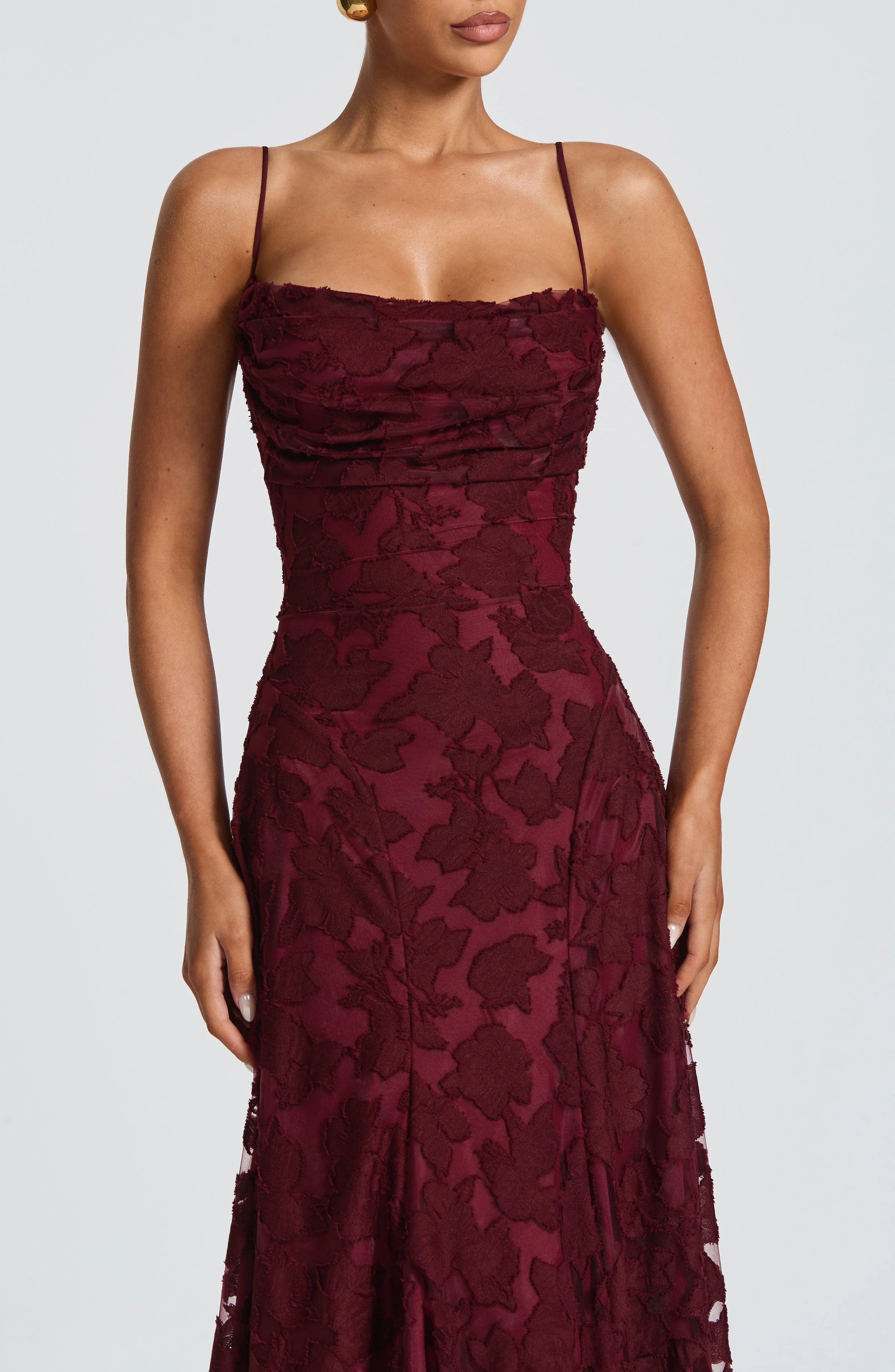 Vestido Louise Valmont — Maxi Drapeado | Burdeos, Blanco, Verde y Rosa