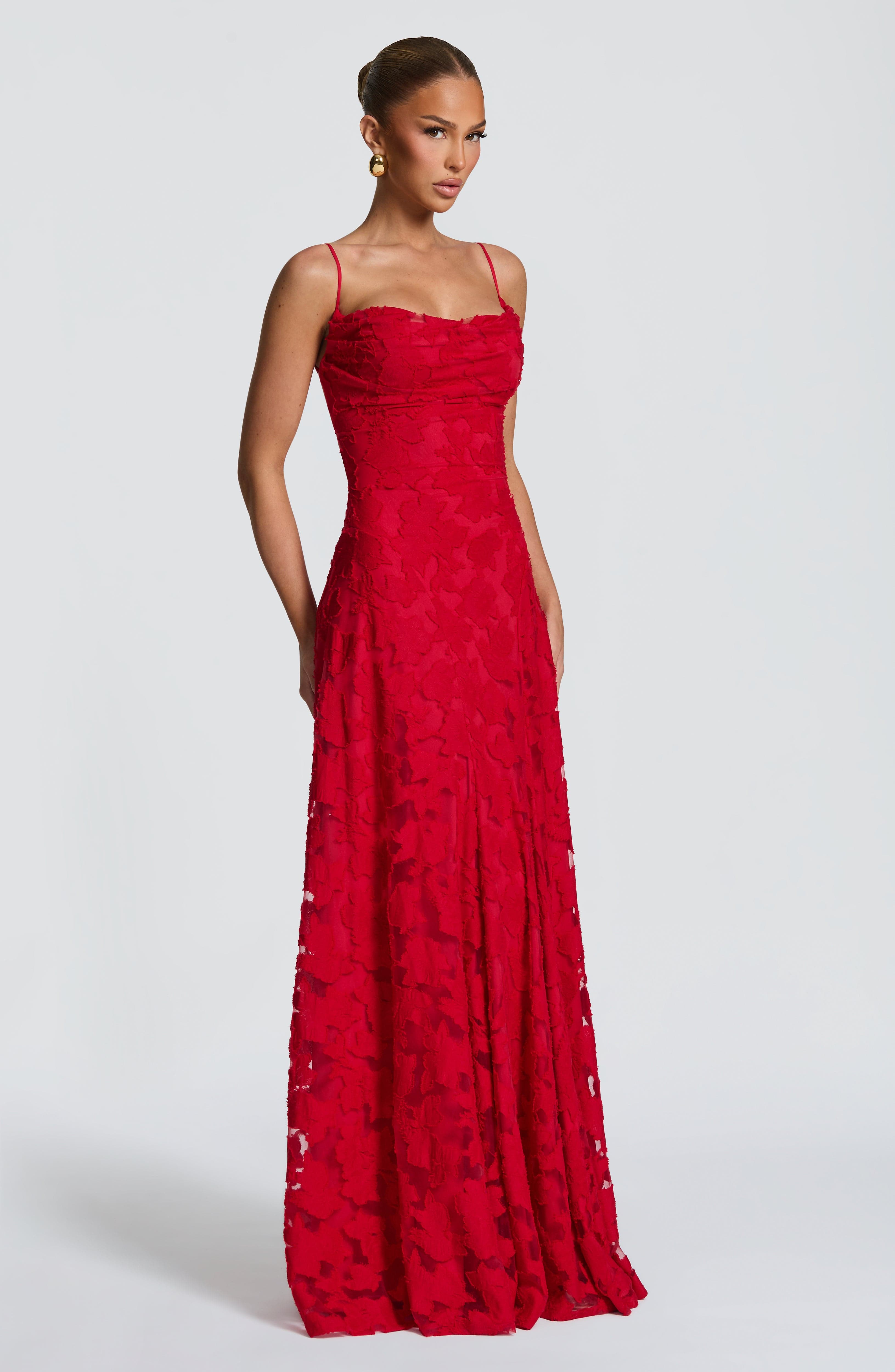 Francis Valmont — Vestido Largo Rojo | Audacia que Enamora